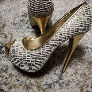 Gold Sequin Pumps